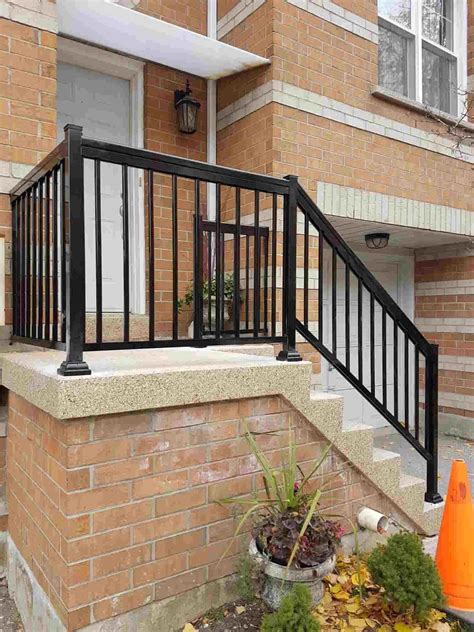 RESIDENTIAL RAILING 